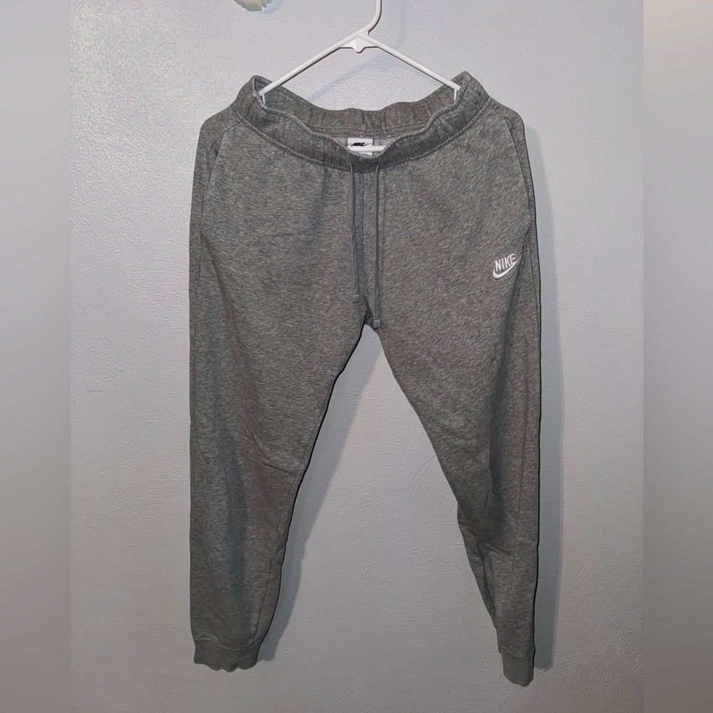 Nike Women’s Club Fleece Joggers